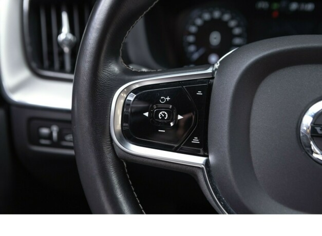 volvo-xc-60-elektrisitetbensin-2021-big-11