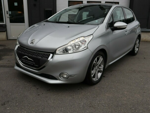 peugeot-208-diesel-2012-big-4