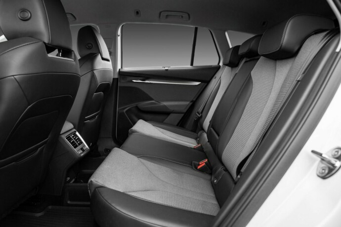 skoda-enyaq-elektrisitet-2022-big-35