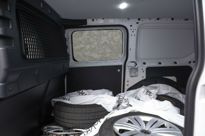 volkswagen-caddy-diesel-2021-big-24