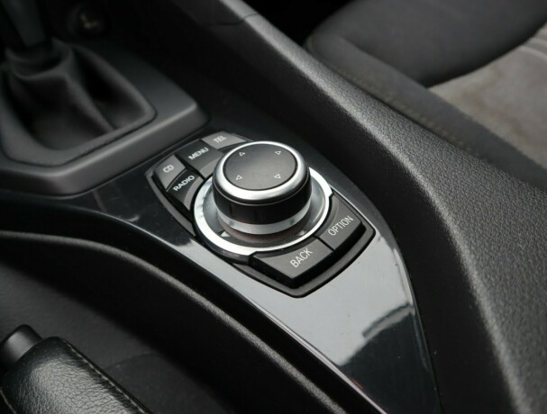 bmw-x1-diesel-2010-big-11