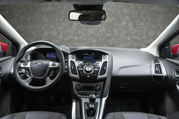 ford-focus-diesel-2011-big-22