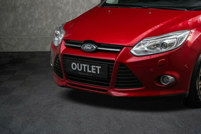 ford-focus-diesel-2011-big-2