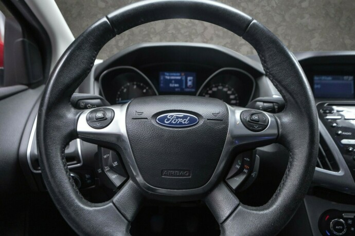 ford-focus-diesel-2011-big-8