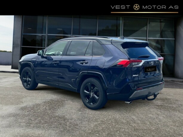 toyota-rav4-elektrisitetbensin-2019-big-4