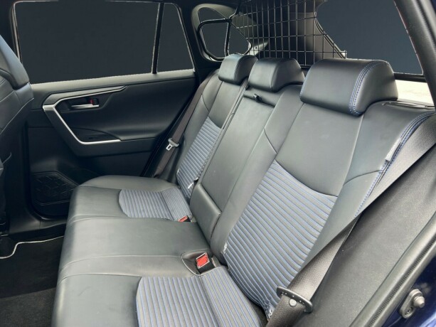 toyota-rav4-elektrisitetbensin-2019-big-11