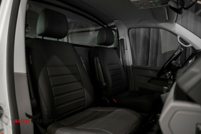 volkswagen-transporter-diesel-2020-big-14