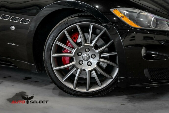 maserati-granturismo-bensin-2011-big-2