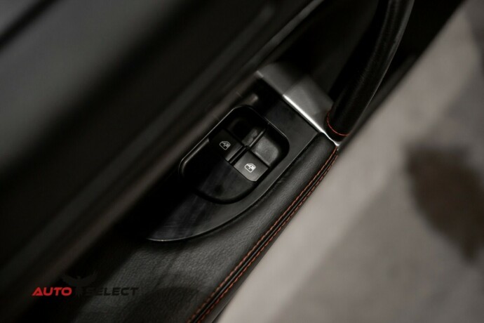 maserati-granturismo-bensin-2011-big-23
