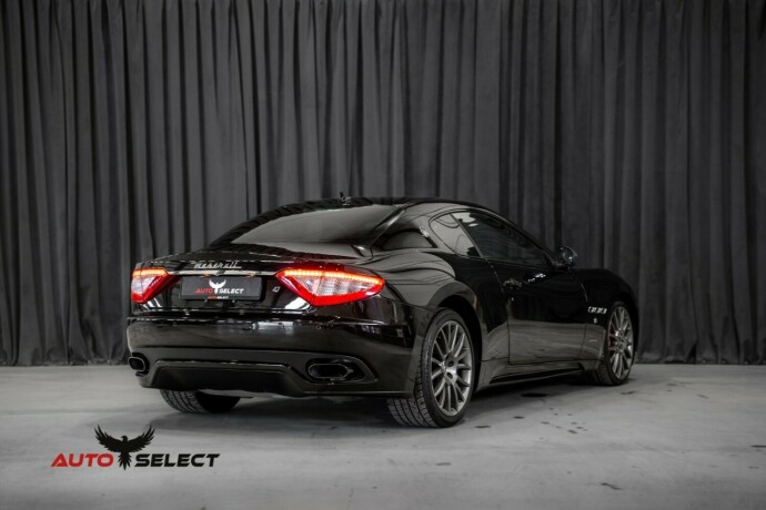 maserati-granturismo-bensin-2011-big-14