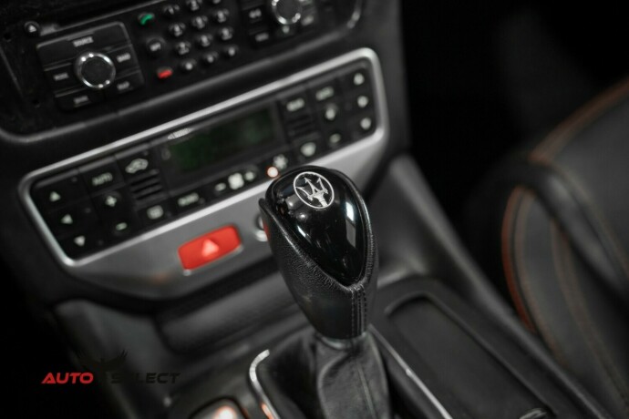 maserati-granturismo-bensin-2011-big-43