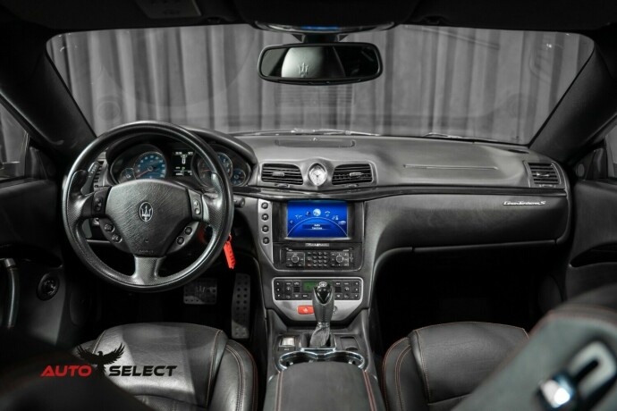 maserati-granturismo-bensin-2011-big-44