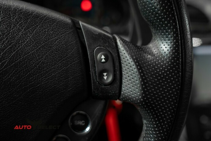 maserati-granturismo-bensin-2011-big-36