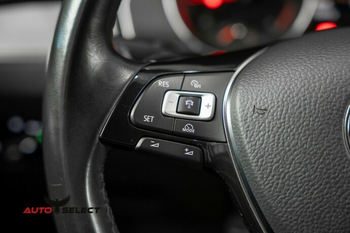 volkswagen-passat-diesel-2014-big-30