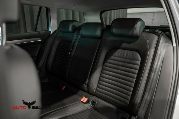 volkswagen-passat-diesel-2014-big-17