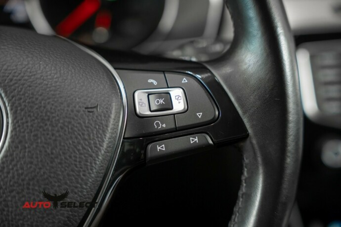volkswagen-passat-diesel-2014-big-33