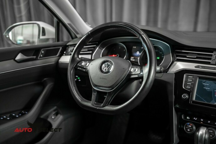 volkswagen-passat-diesel-2014-big-26