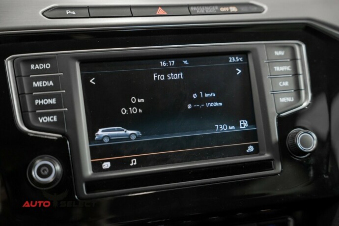 volkswagen-passat-diesel-2014-big-44