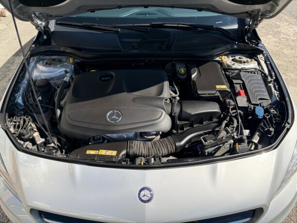 mercedes-benz-cla250-bensin-2015-big-10