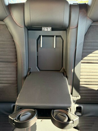 mercedes-benz-cla250-bensin-2015-big-44