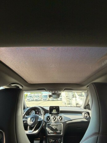 mercedes-benz-cla250-bensin-2015-big-35