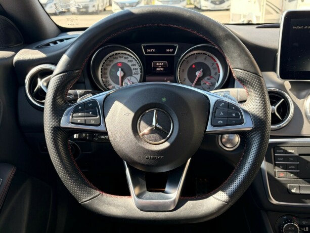 mercedes-benz-cla250-bensin-2015-big-22