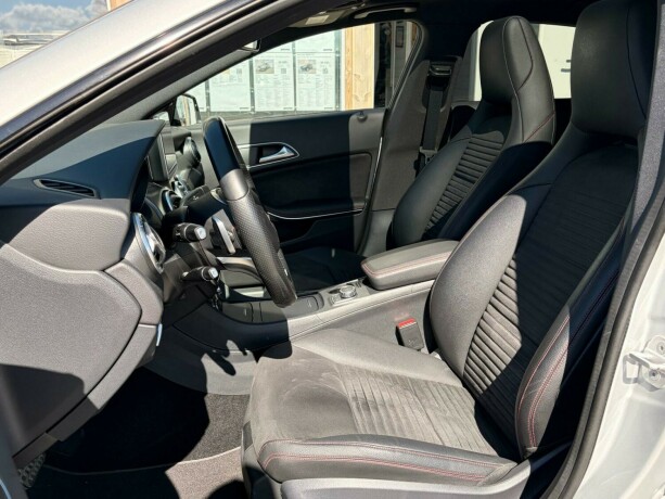 mercedes-benz-cla250-bensin-2015-big-18