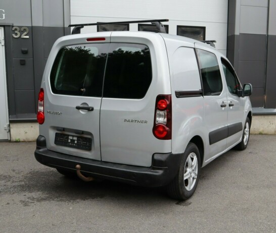 peugeot-partner-diesel-2012-big-3