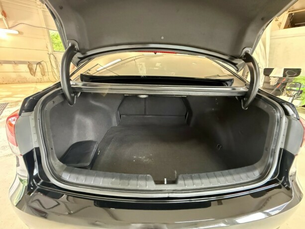 hyundai-i40-diesel-2016-big-24