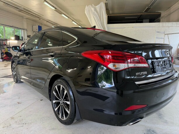 hyundai-i40-diesel-2016-big-2