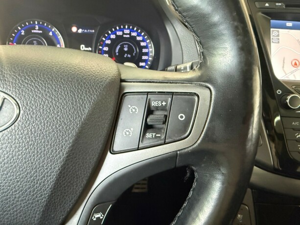 hyundai-i40-diesel-2016-big-12