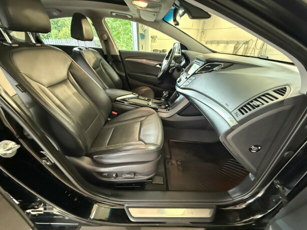 hyundai-i40-diesel-2016-big-20