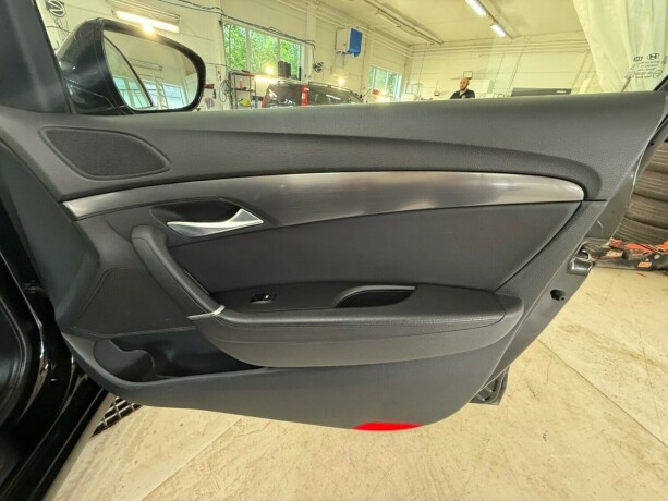 hyundai-i40-diesel-2016-big-21