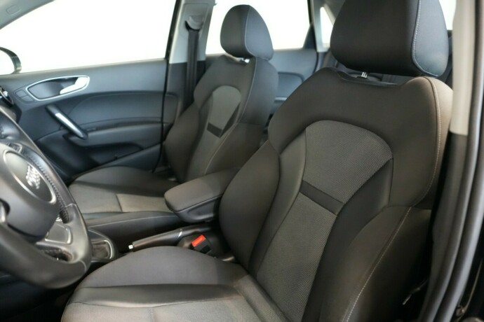 audi-a1-bensin-2014-big-18