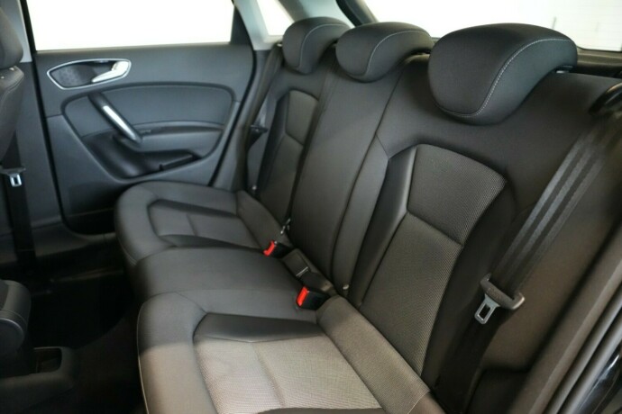 audi-a1-bensin-2014-big-19