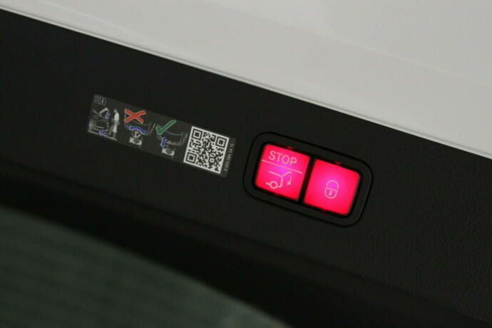 mercedes-benz-eqs450-elektrisitet-2022-big-23