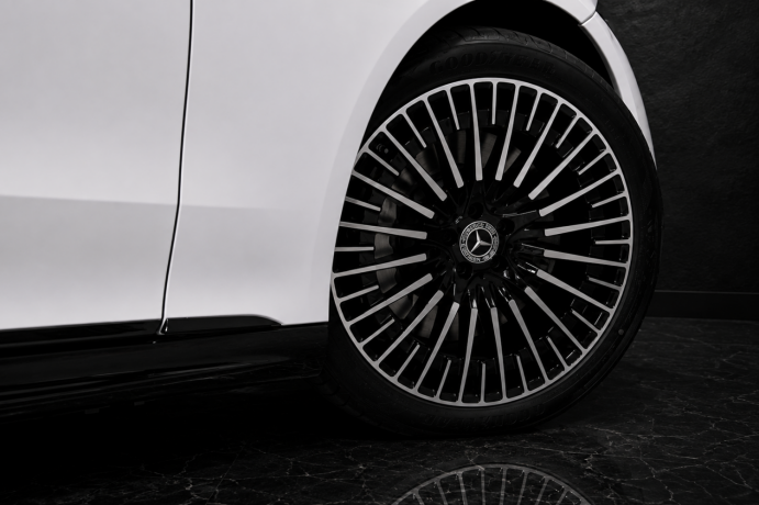 mercedes-benz-eqs450-elektrisitet-2022-big-27