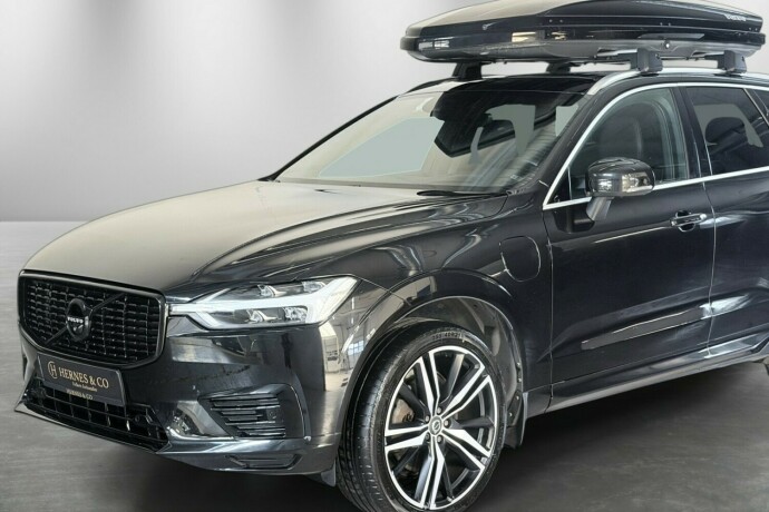 volvo-xc-60-elektrisitetbensin-2019-big-2