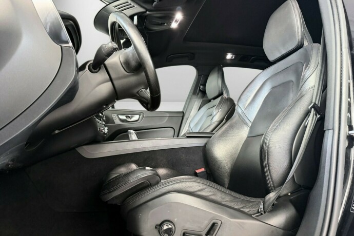 volvo-xc-60-elektrisitetbensin-2019-big-13