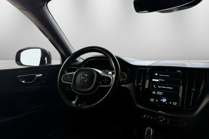 volvo-xc-60-elektrisitetbensin-2019-big-17