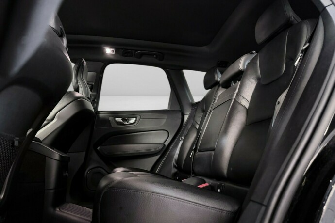 volvo-xc-60-elektrisitetbensin-2019-big-38