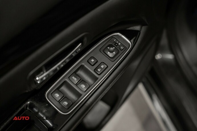 mitsubishi-outlander-elektrisitetbensin-2017-big-20