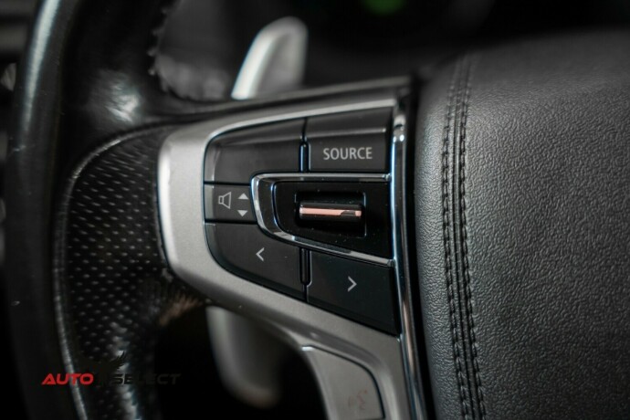 mitsubishi-outlander-elektrisitetbensin-2017-big-26