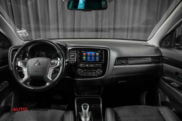 mitsubishi-outlander-elektrisitetbensin-2017-big-36