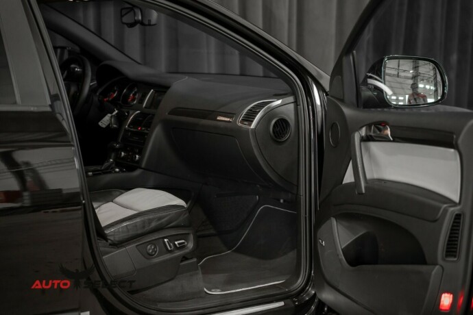 audi-q7-diesel-2011-big-23