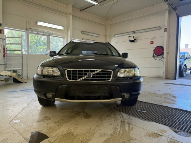 volvo-xc-70-bensin-2003-big-8