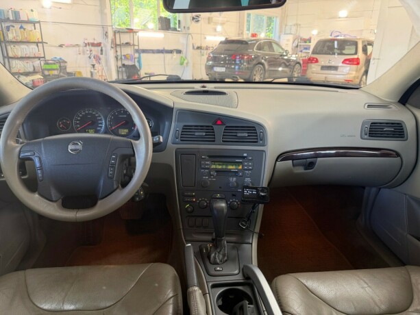 volvo-xc-70-bensin-2003-big-20