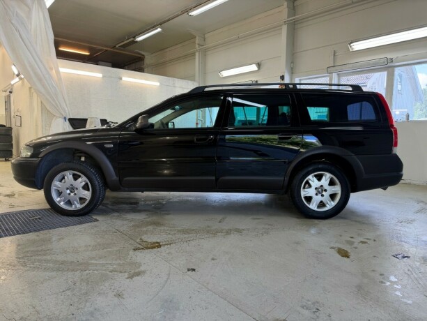 volvo-xc-70-bensin-2003-big-2