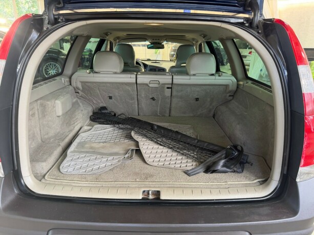 volvo-xc-70-bensin-2003-big-17