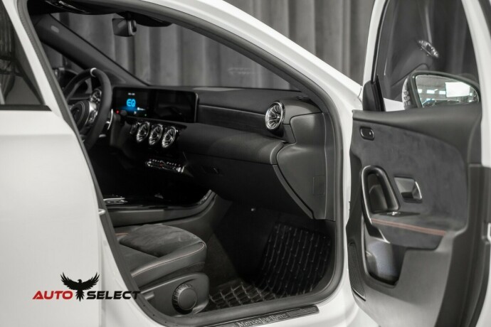 mercedes-benz-a-klasse-elektrisitetbensin-2021-big-17